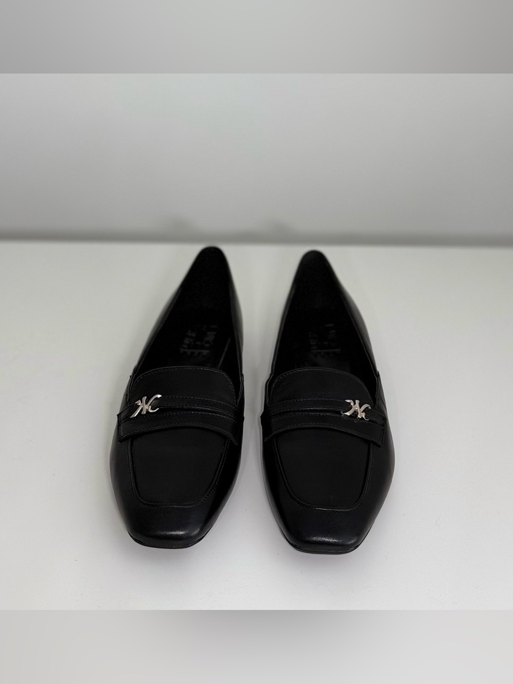 Naturalizer Create Black Leather Loafer